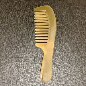 Natural Handcrafted Ox Horn Comb w/ Handle For All Hair Types Massage Brush NWOT